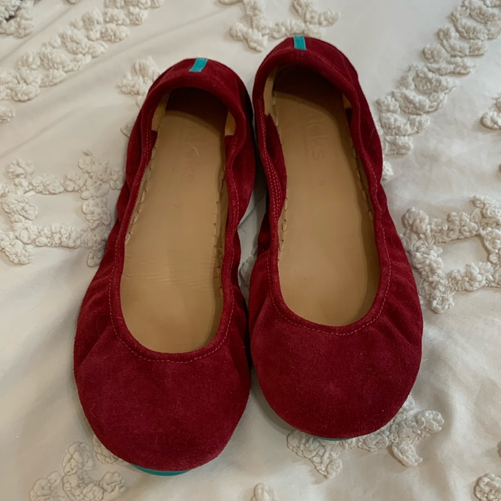 Rouge Suede Tieks, Size 9